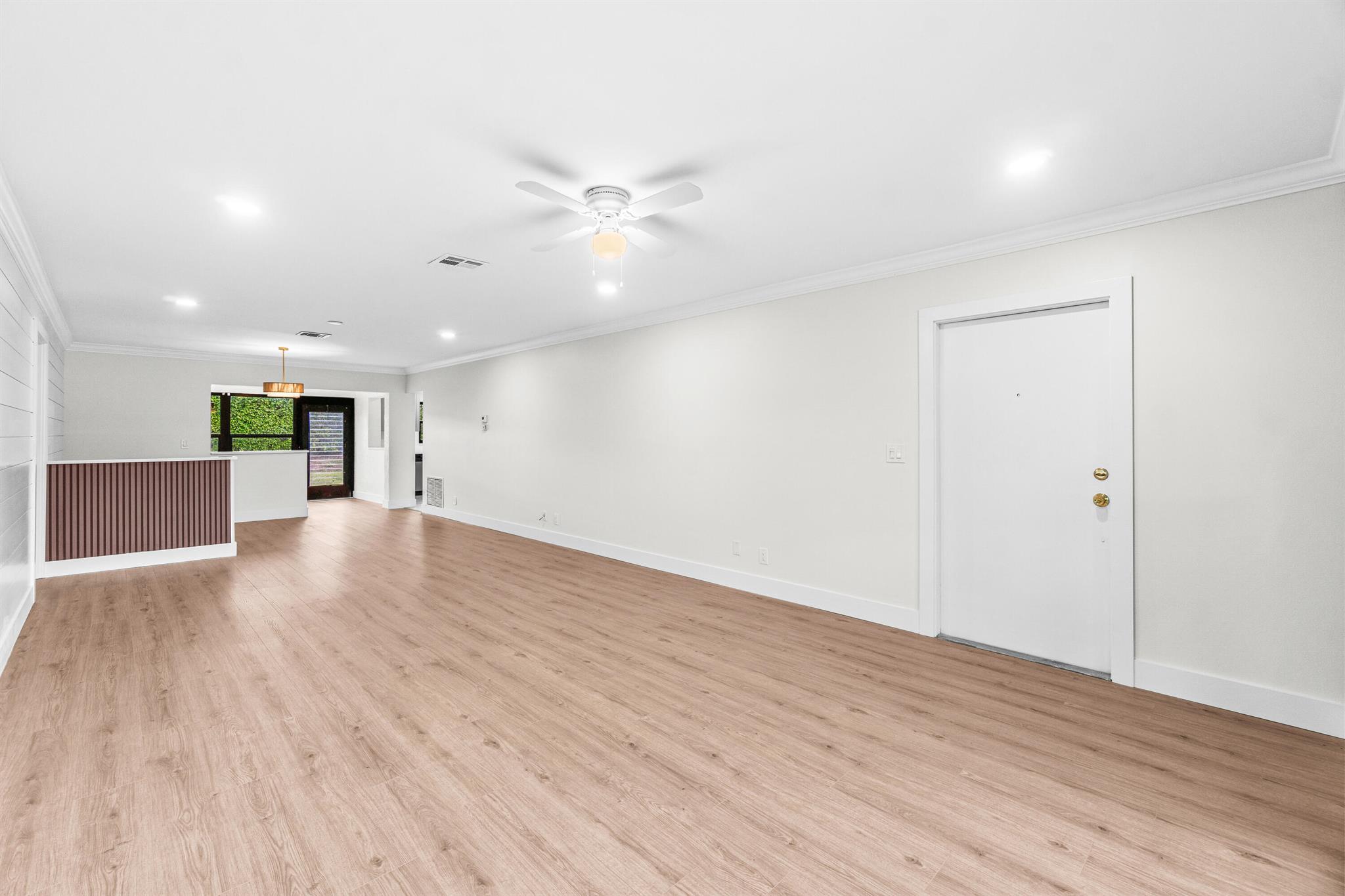 4657 Greentree Place A