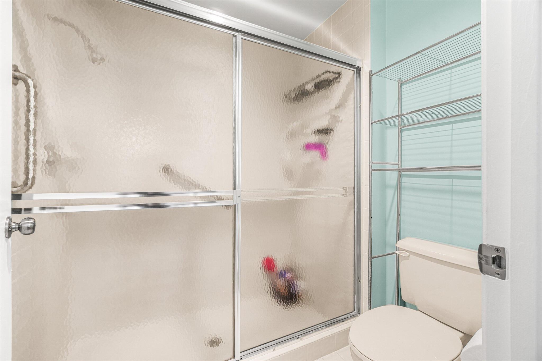 6235 Kings Gate Circle