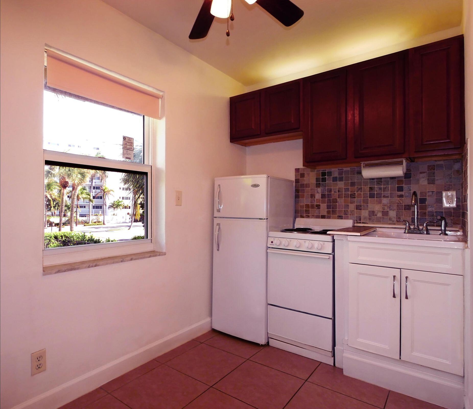 2031 SE 5th Street 8
