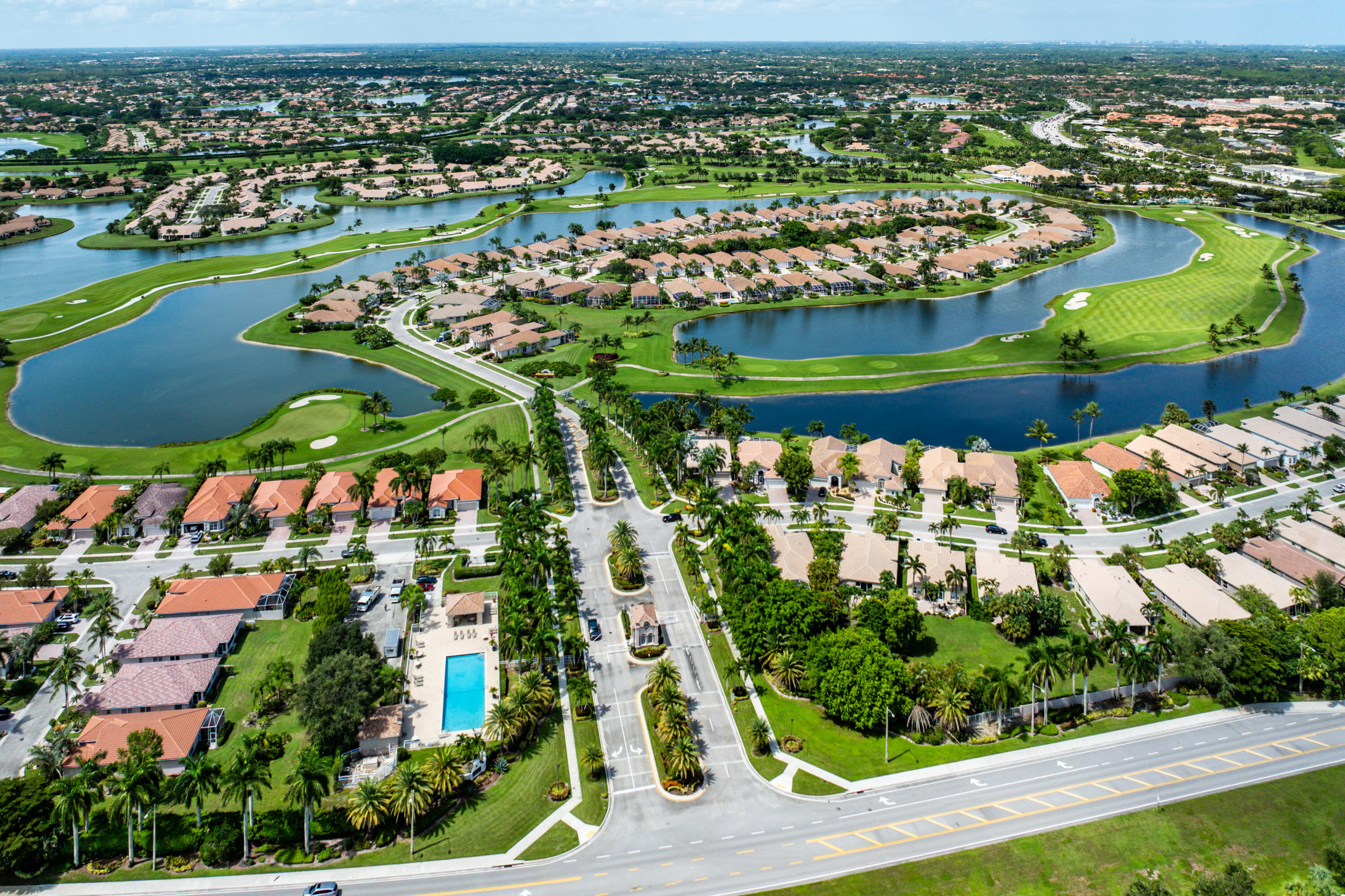 6959 Fairway Lakes Drive