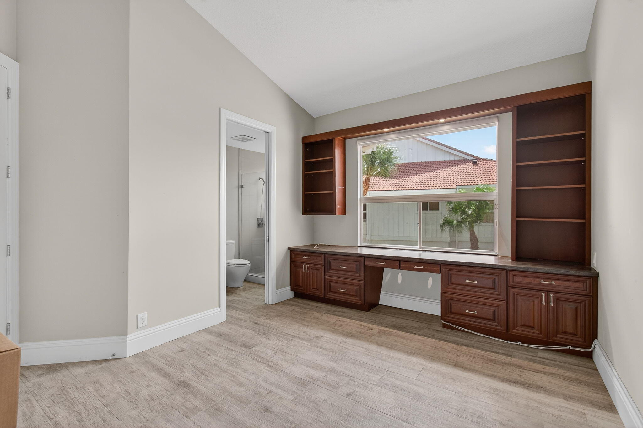 5846 NW 24th Avenue 203