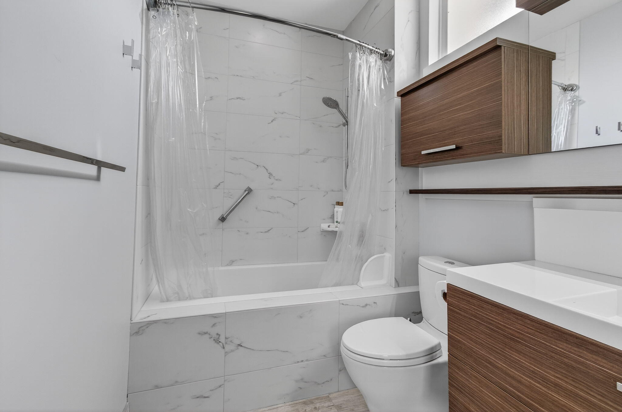 5846 NW 24th Avenue 203