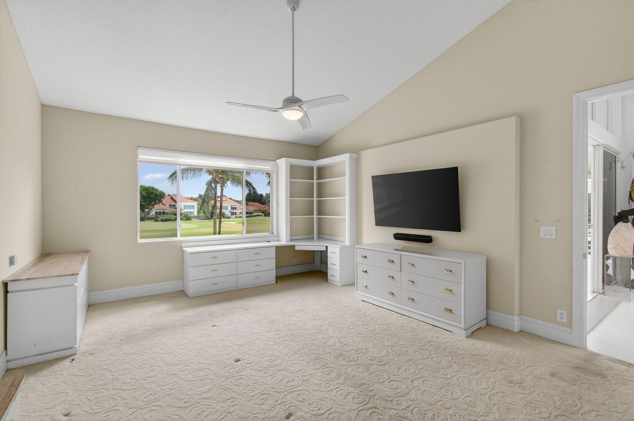 5846 NW 24th Avenue 203