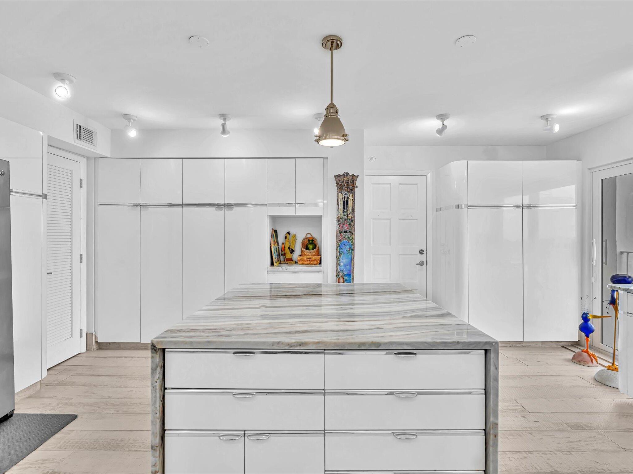 3000 S Ocean Boulevard 1504