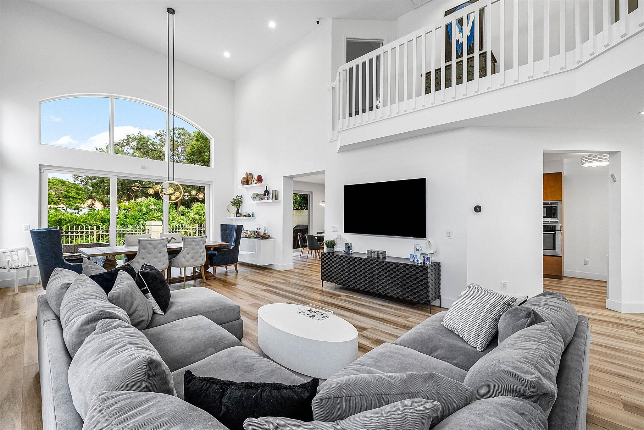 5338 NW 26th Circle S