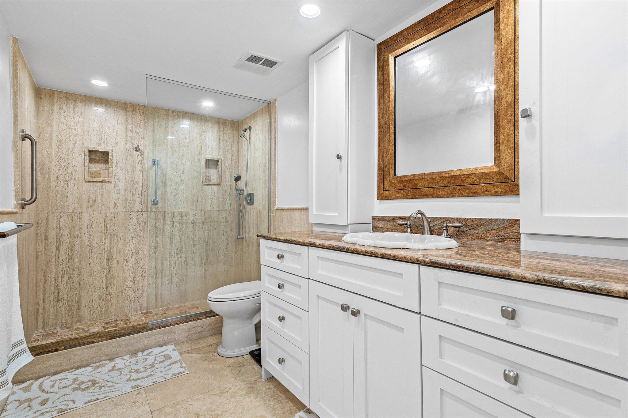 2066 N Ocean Boulevard 4nw