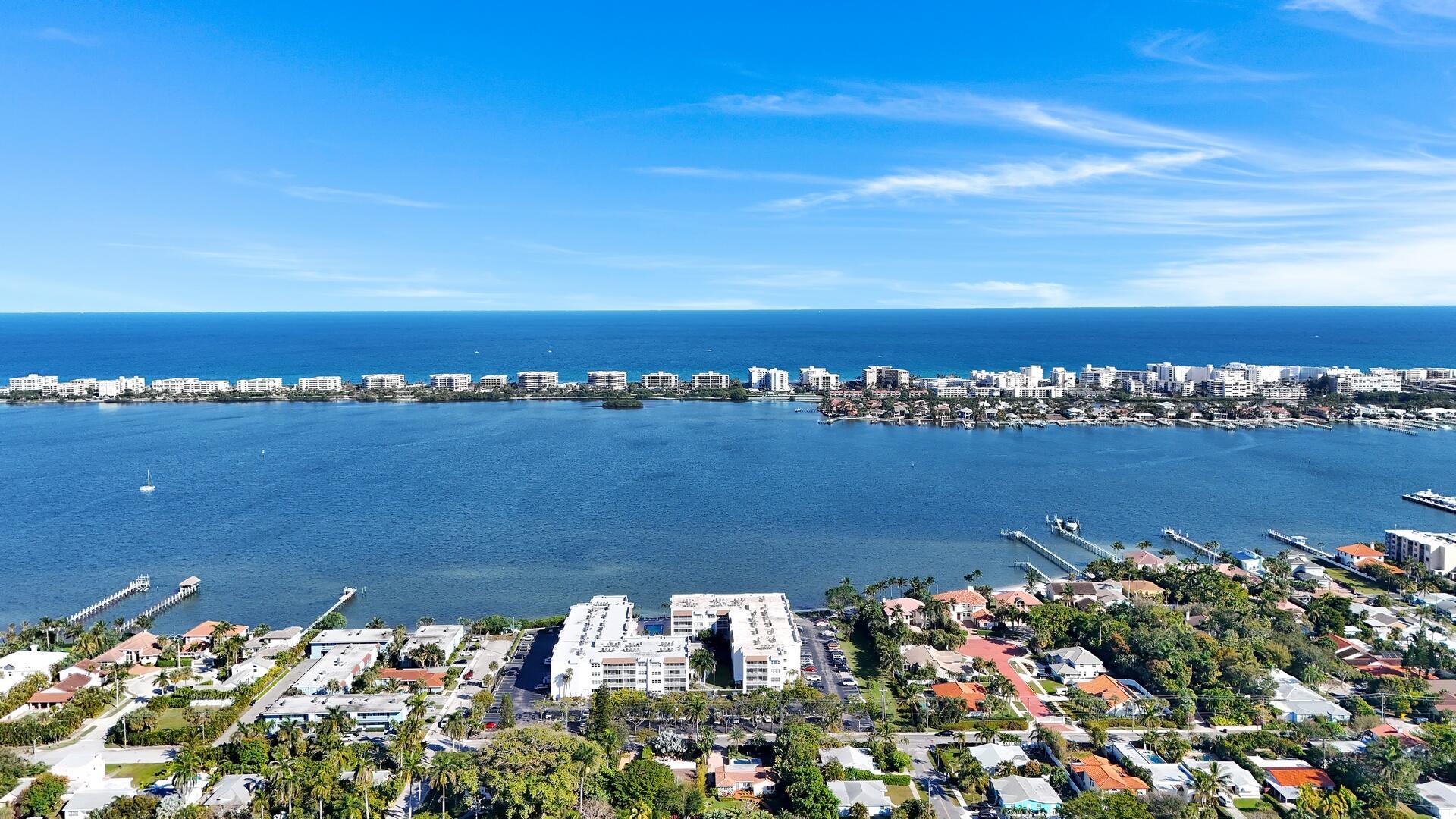 1516 S Lakeside Drive 412