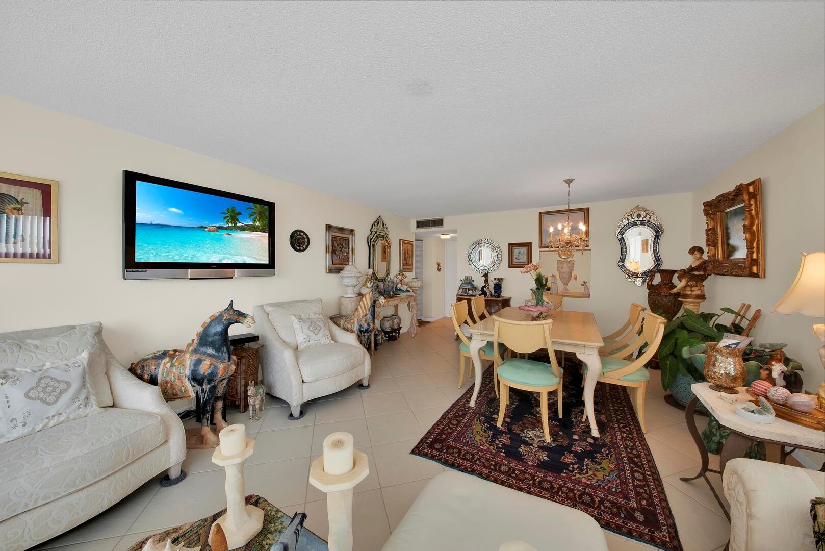 1516 S Lakeside Drive 412