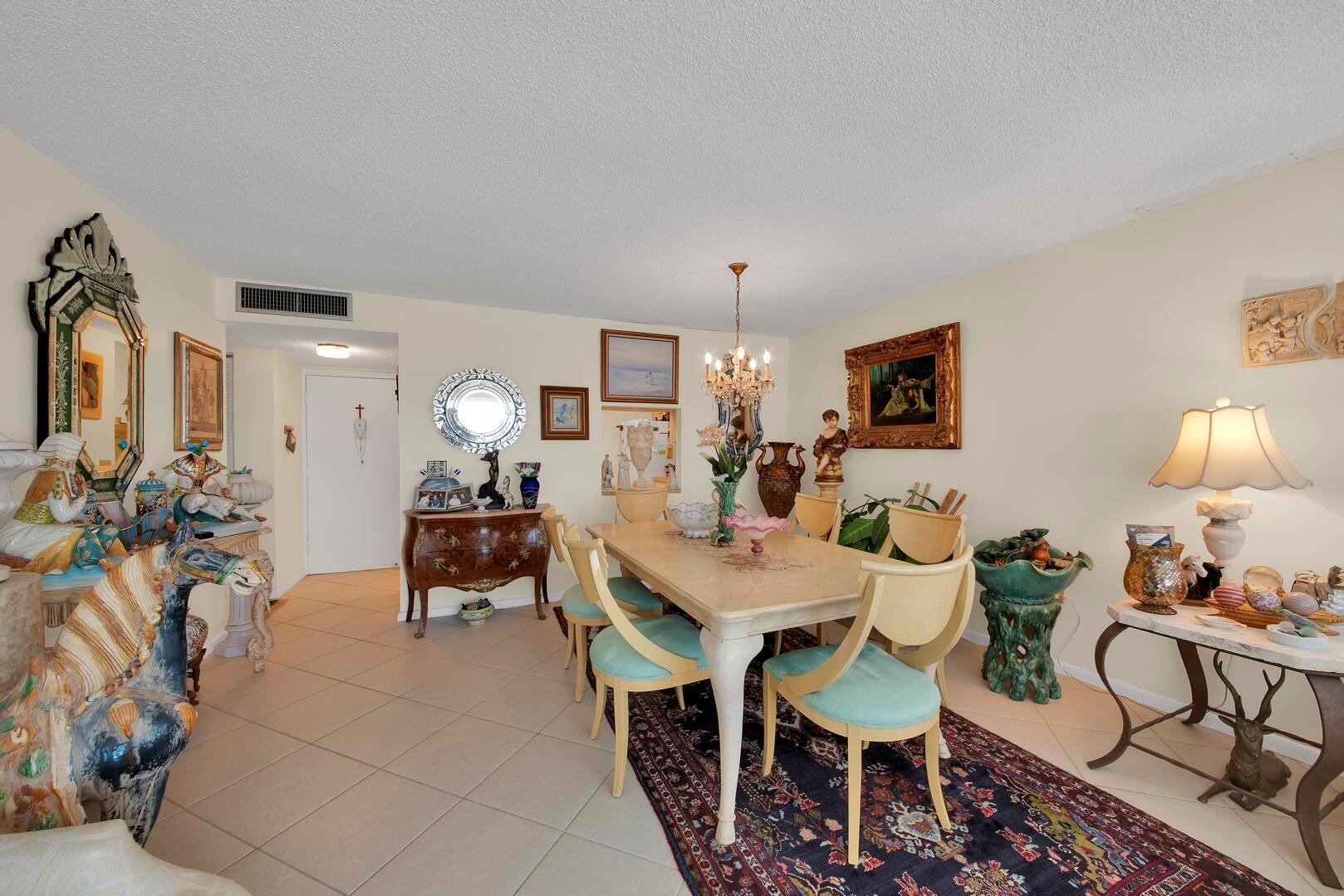 1516 S Lakeside Drive 412