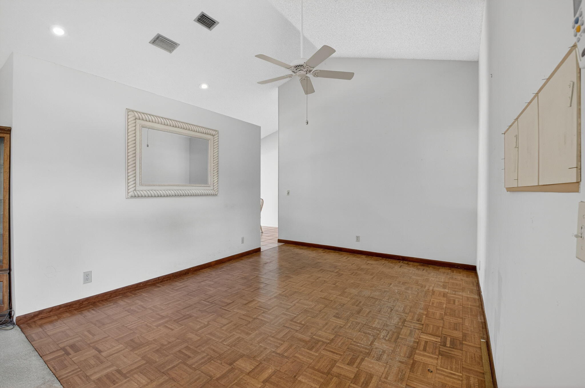9541 Majestic Way