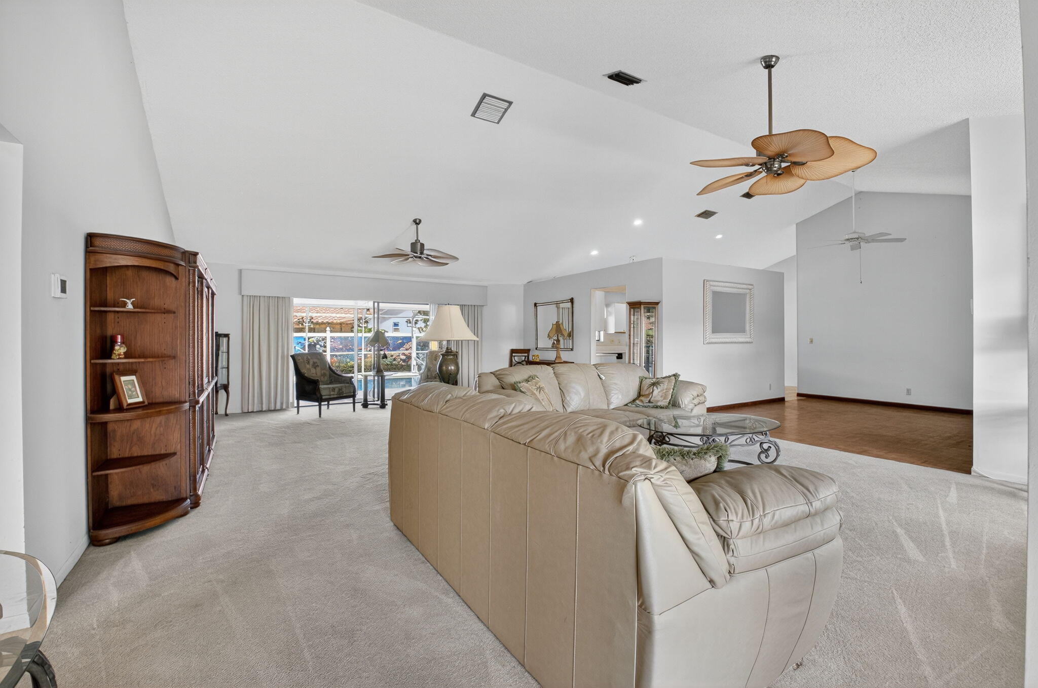 9541 Majestic Way