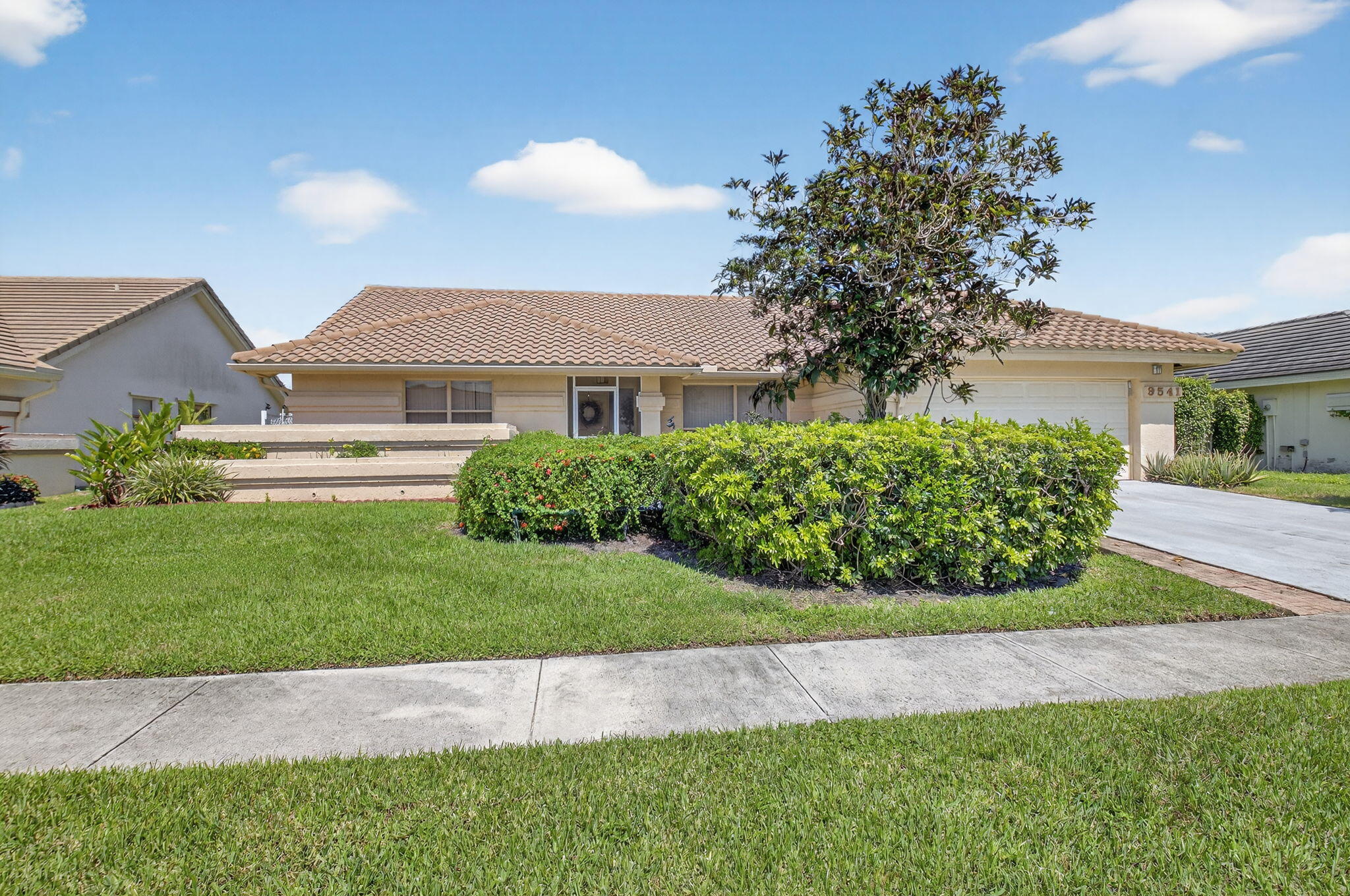 9541 Majestic Way