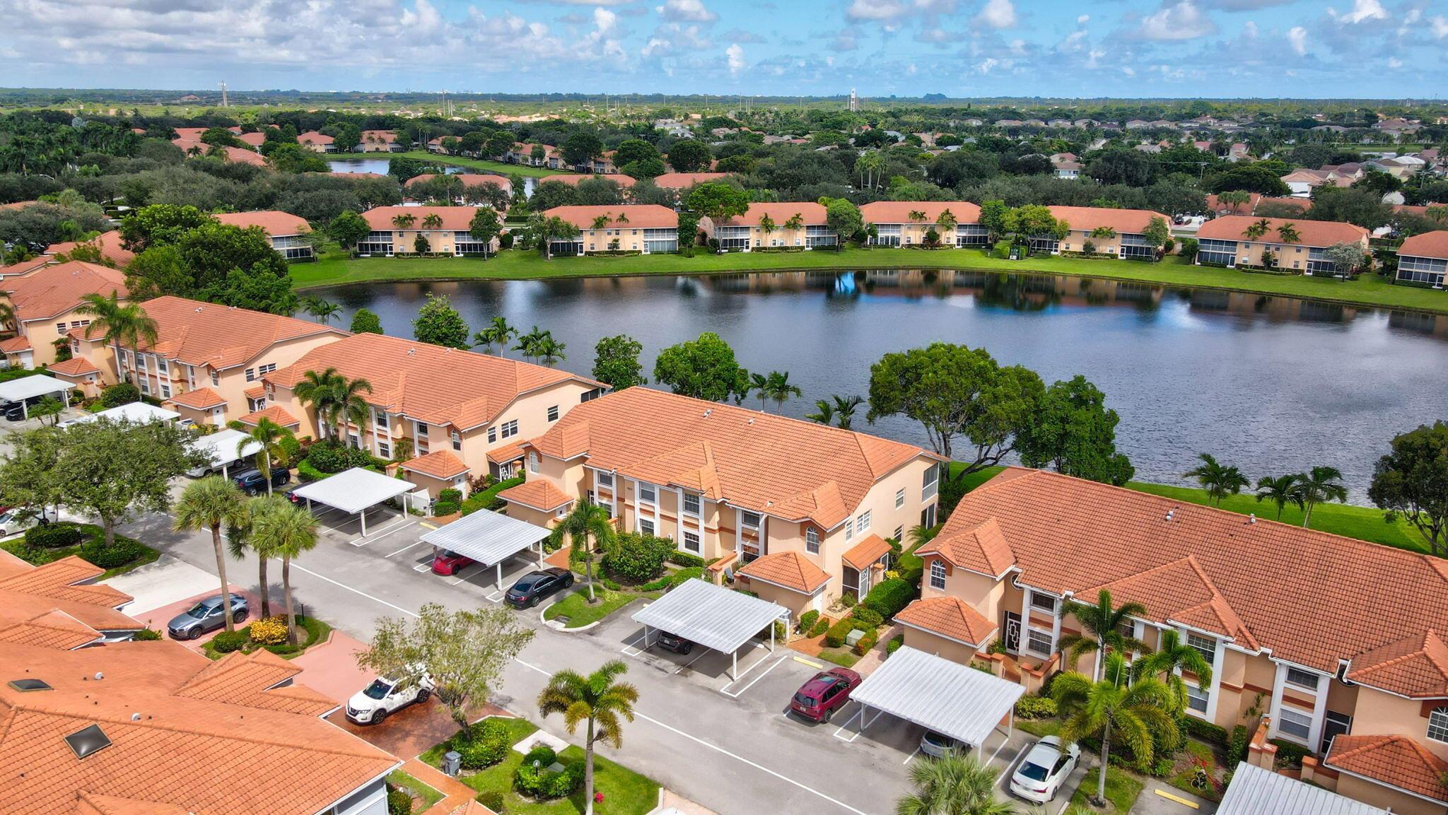 9927 Seacrest Circle 202