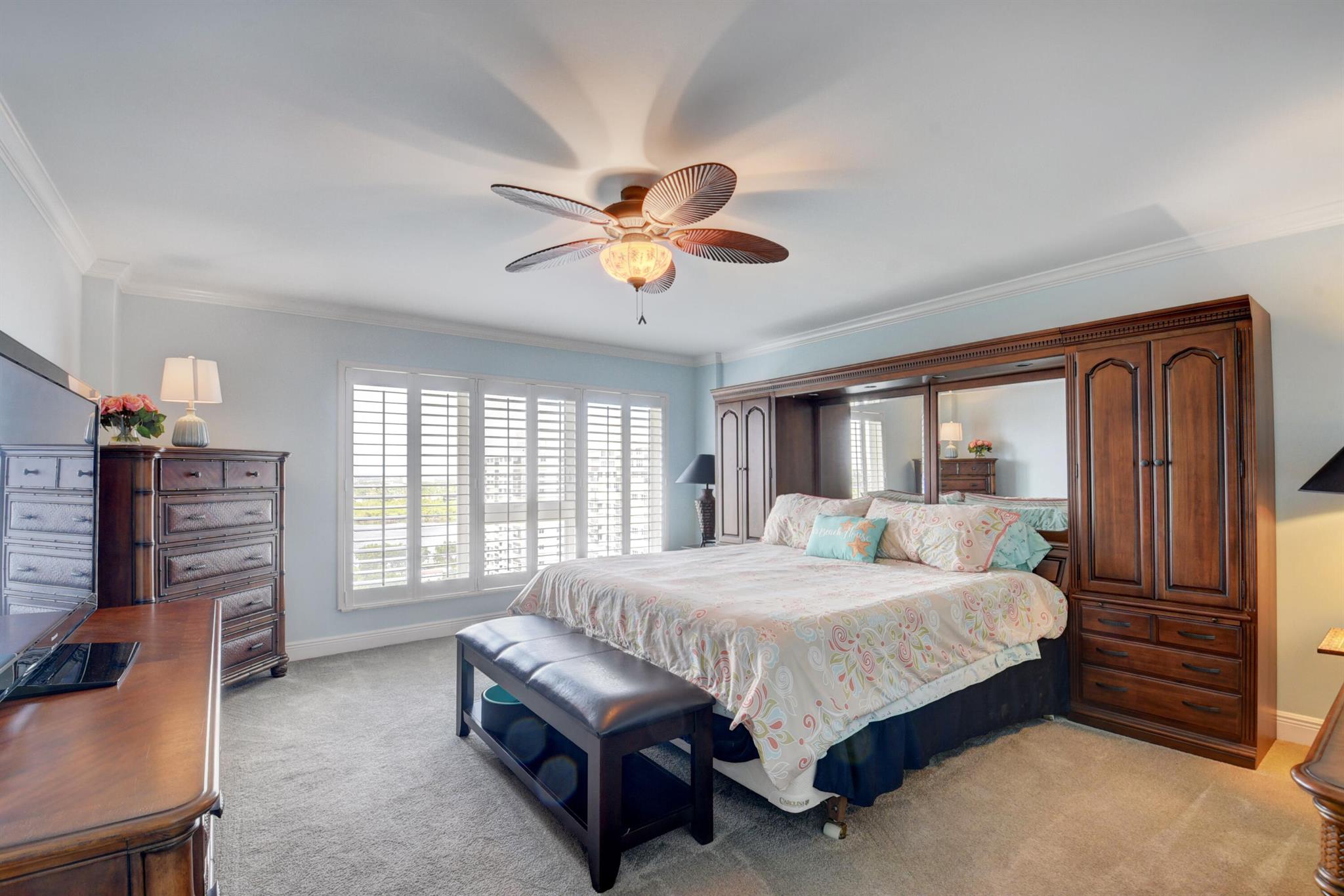 2066 N Ocean Boulevard 14sw