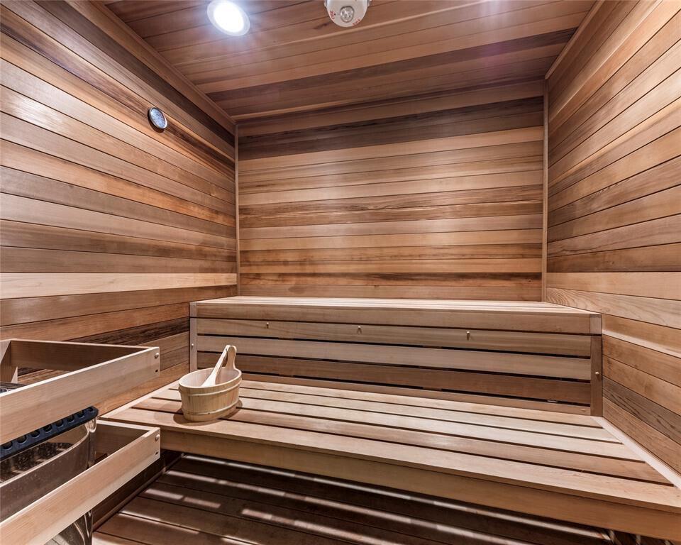 2066 N Ocean Boulevard 14sw