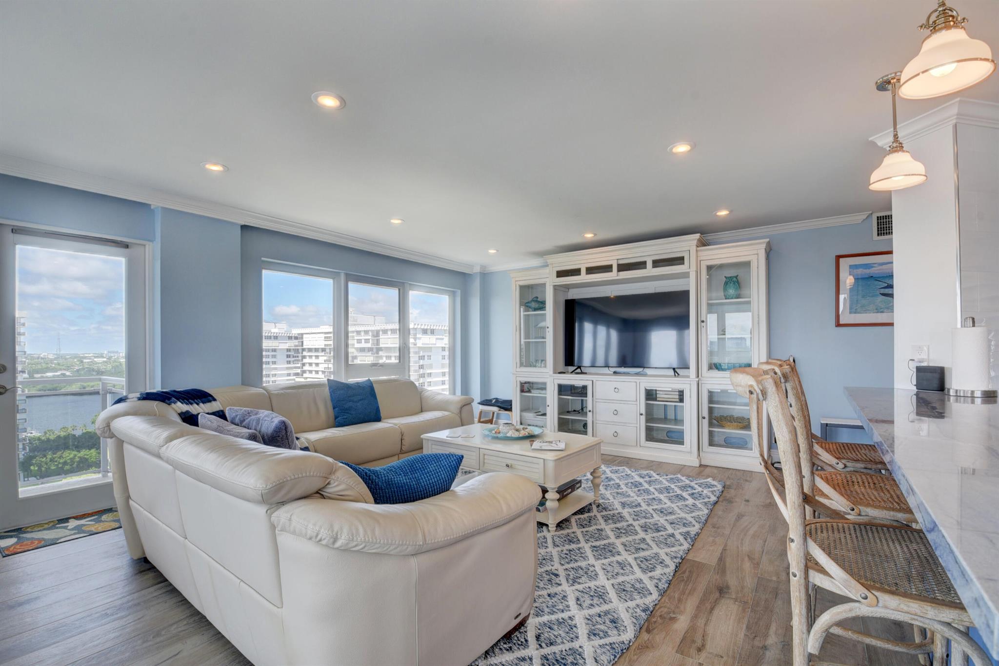 2066 N Ocean Boulevard 14sw