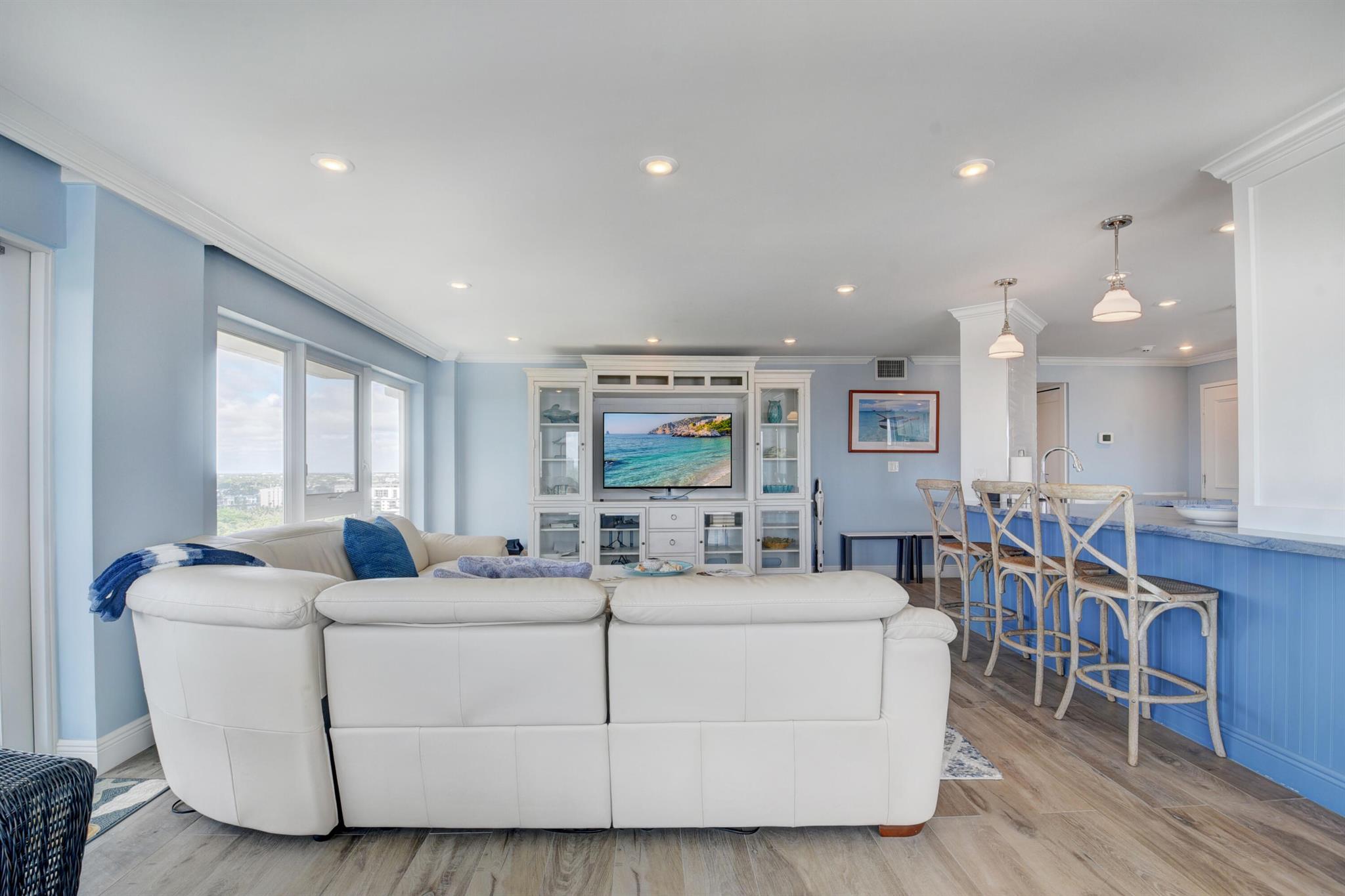 2066 N Ocean Boulevard 14sw