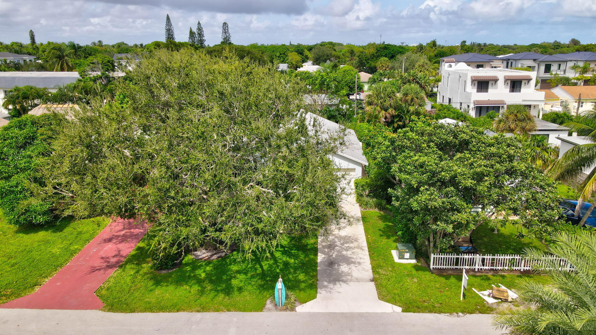 217 NE 10th Street