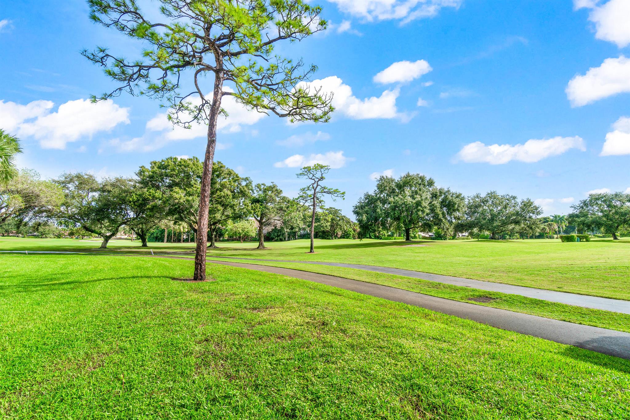 7460 La Paz Boulevard 102