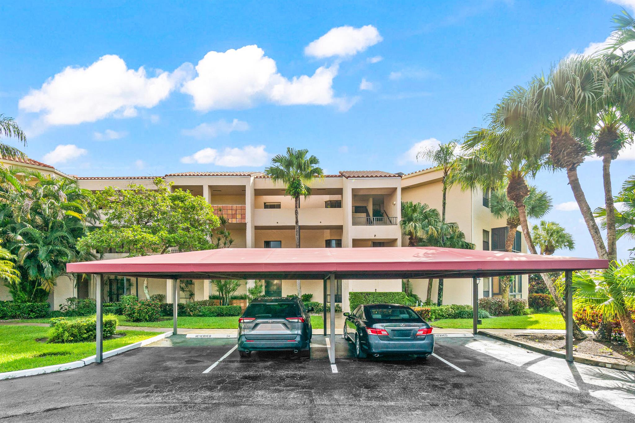 7460 La Paz Boulevard 102