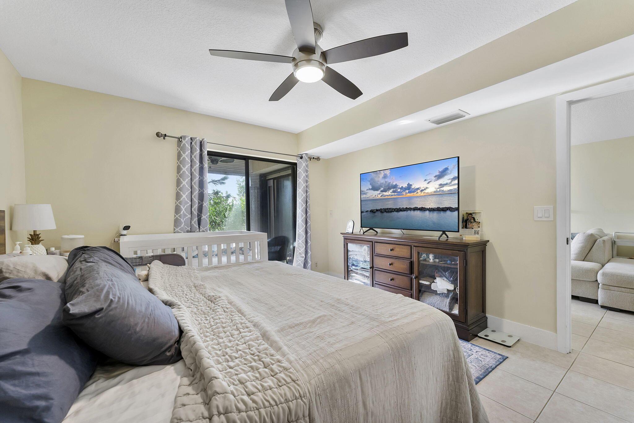 4705 Lucerne Lakes Blvd E 103