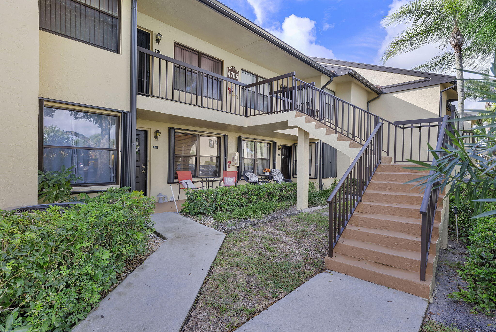 4705 Lucerne Lakes Blvd E 103