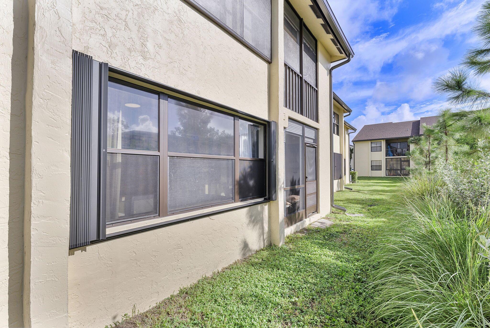 4705 Lucerne Lakes Blvd E 103