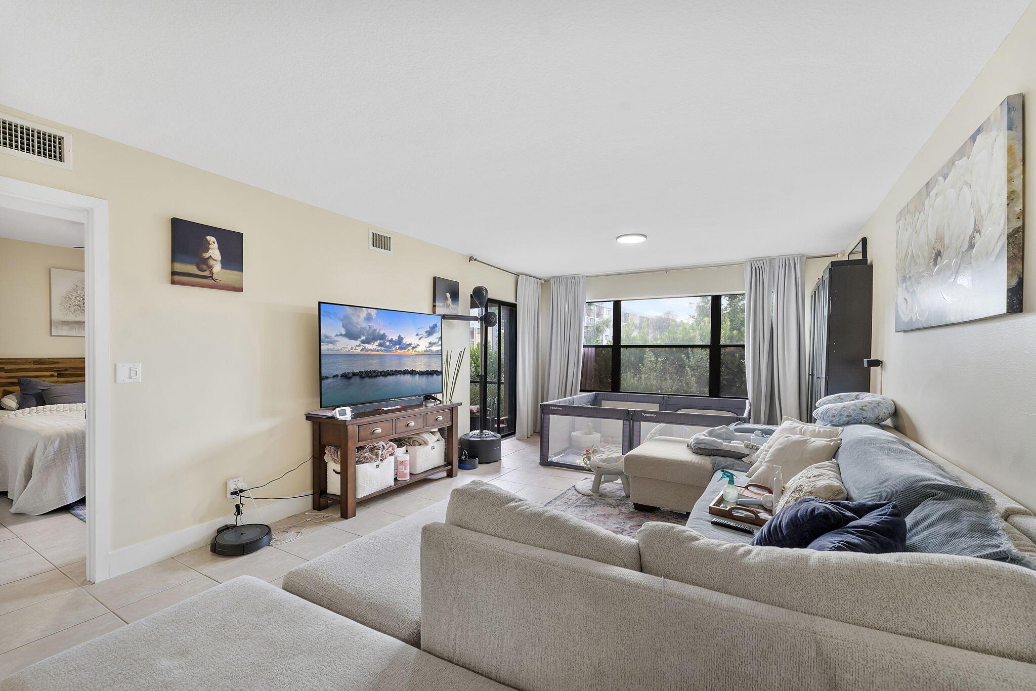 4705 Lucerne Lakes Blvd E 103