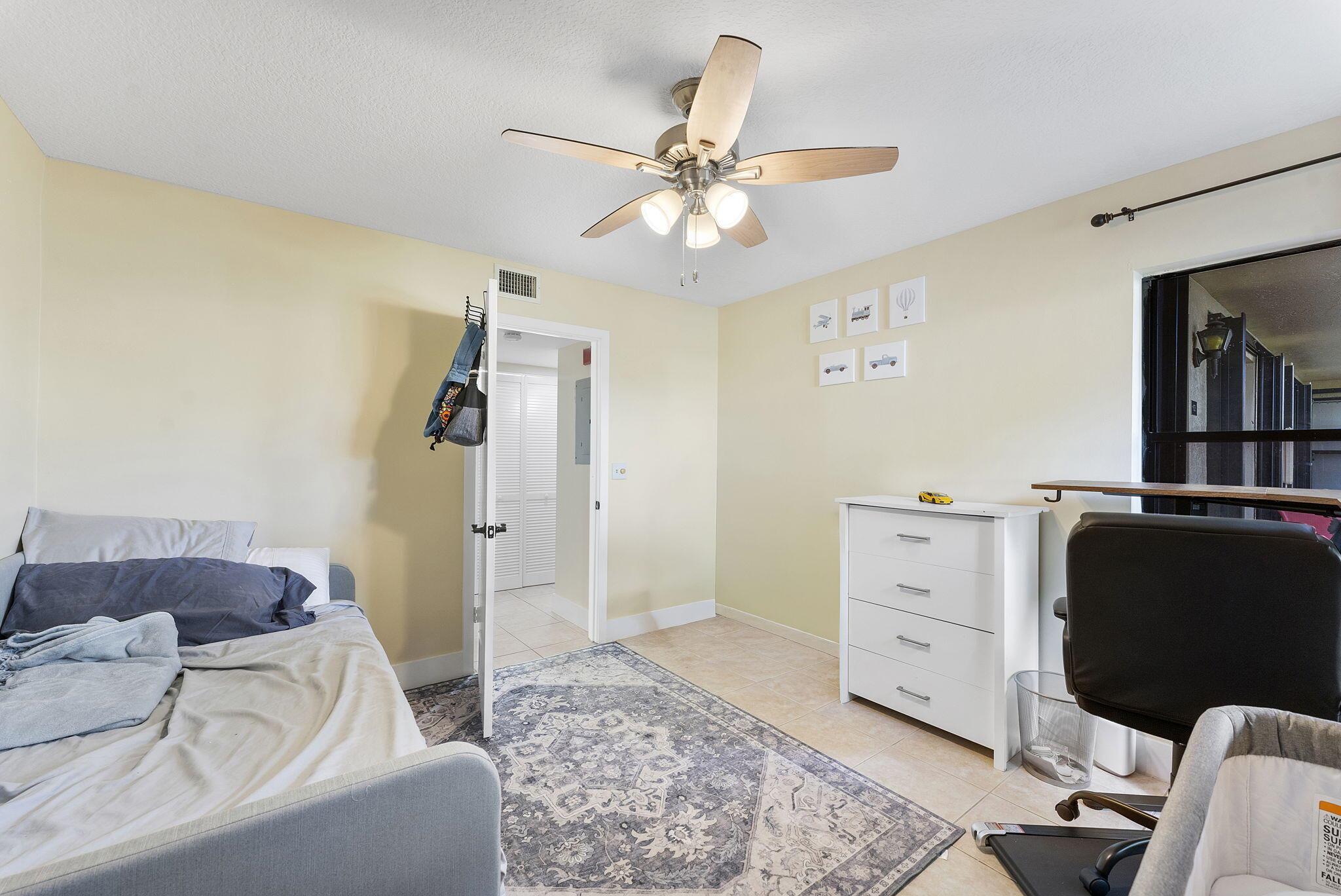 4705 Lucerne Lakes Blvd E 103