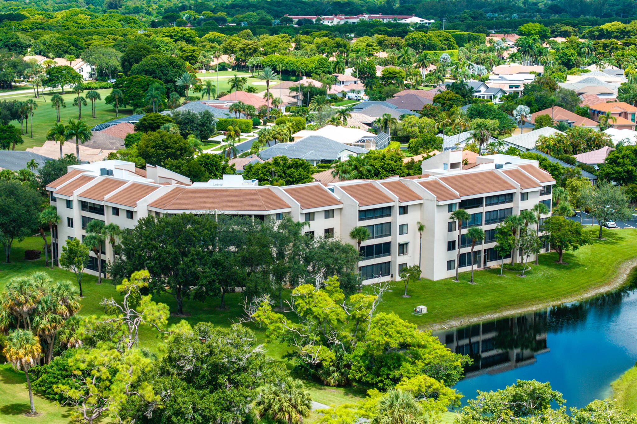 7546 La Paz Boulevard E 404