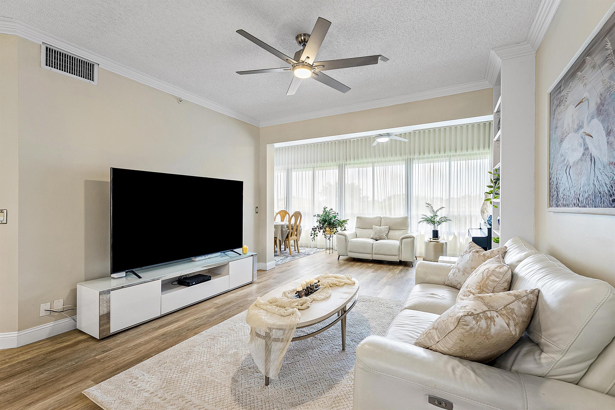 7546 La Paz Boulevard E 404