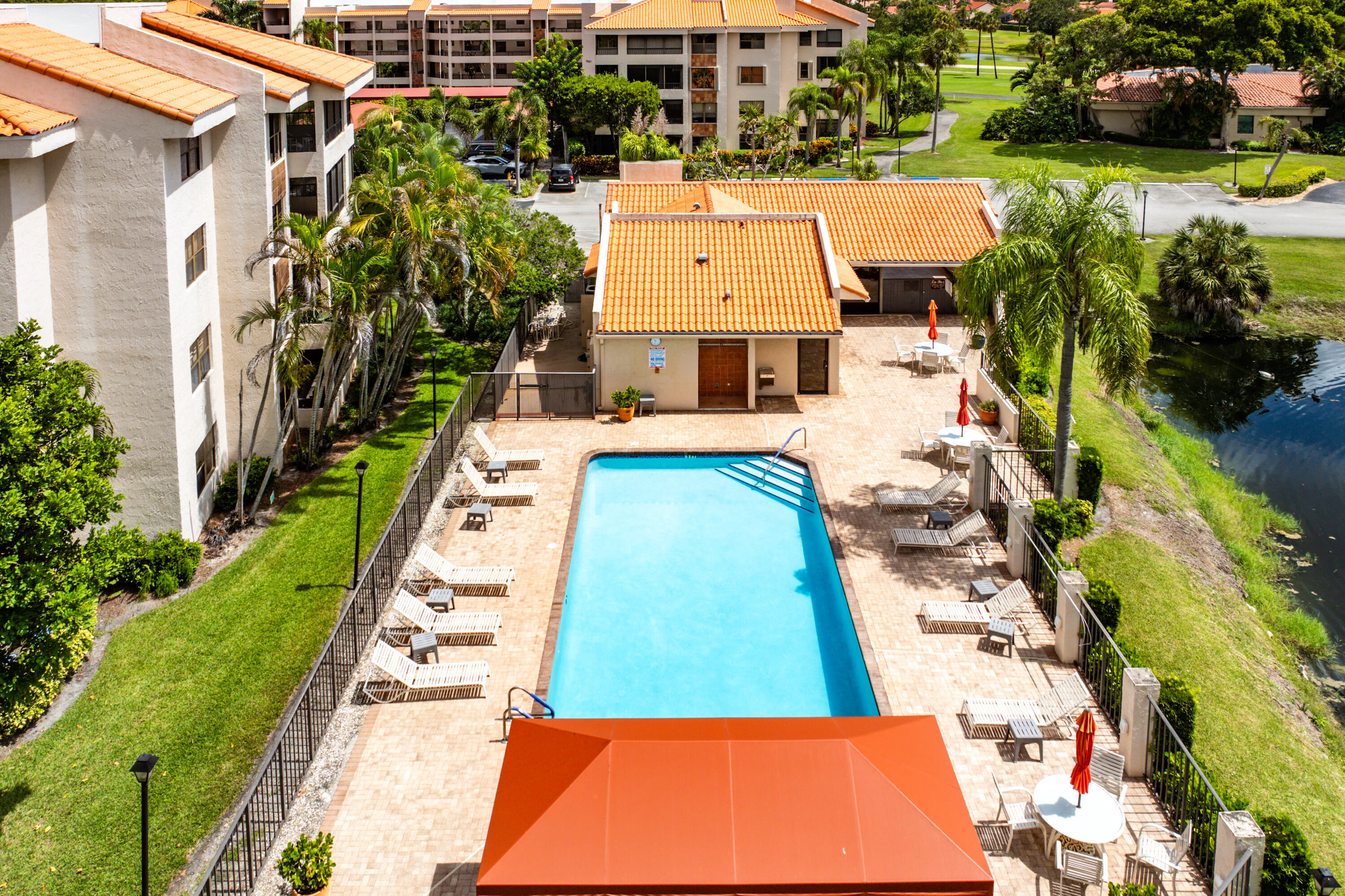 7546 La Paz Boulevard E 404