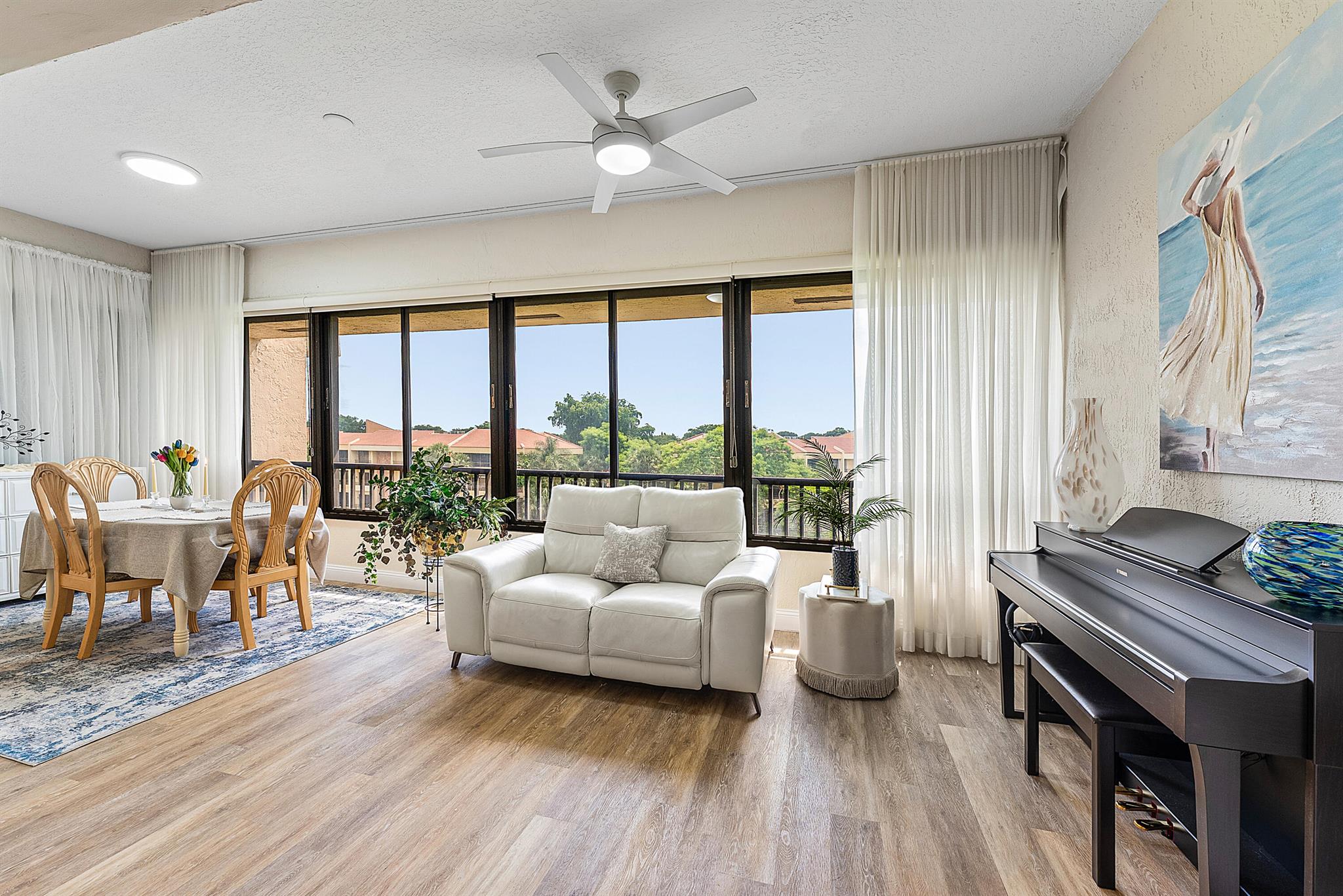 7546 La Paz Boulevard E 404