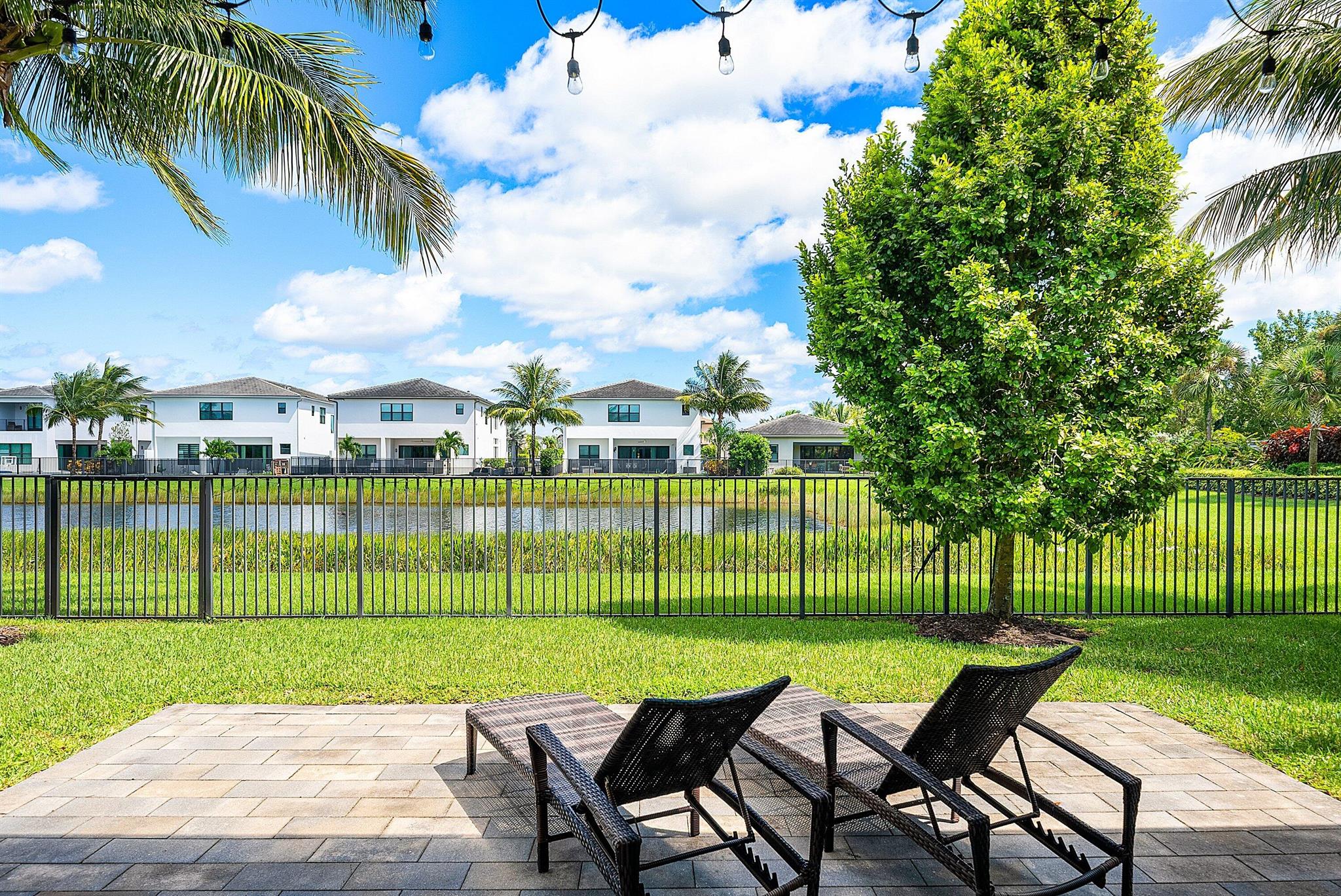 17390 Pagoda Palms Drive