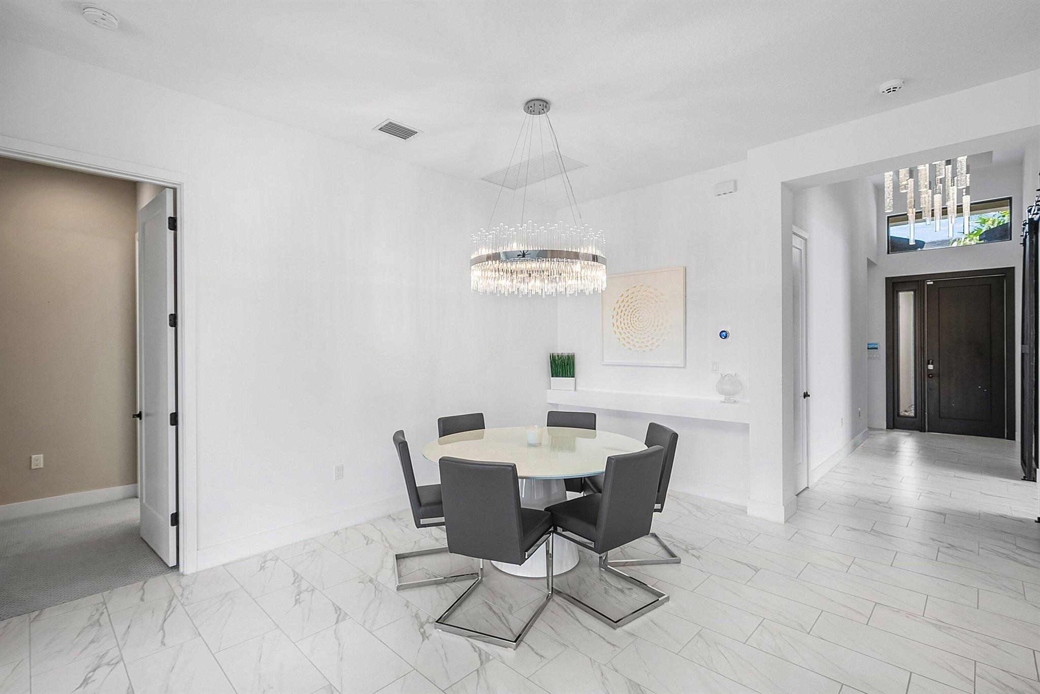 17390 Pagoda Palms Drive