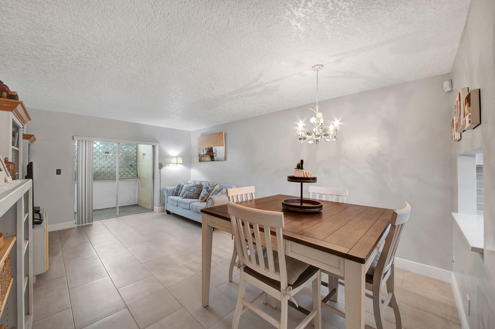 2812 S Garden Drive 109