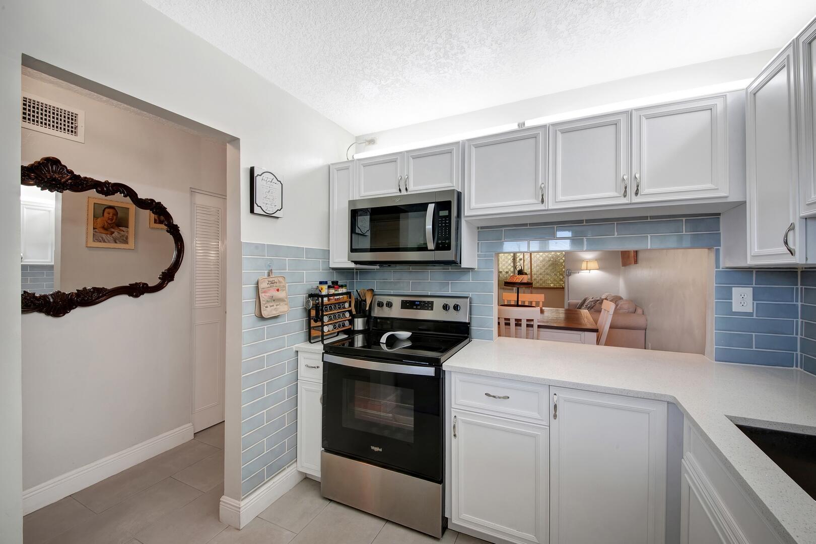 2812 S Garden Drive 109