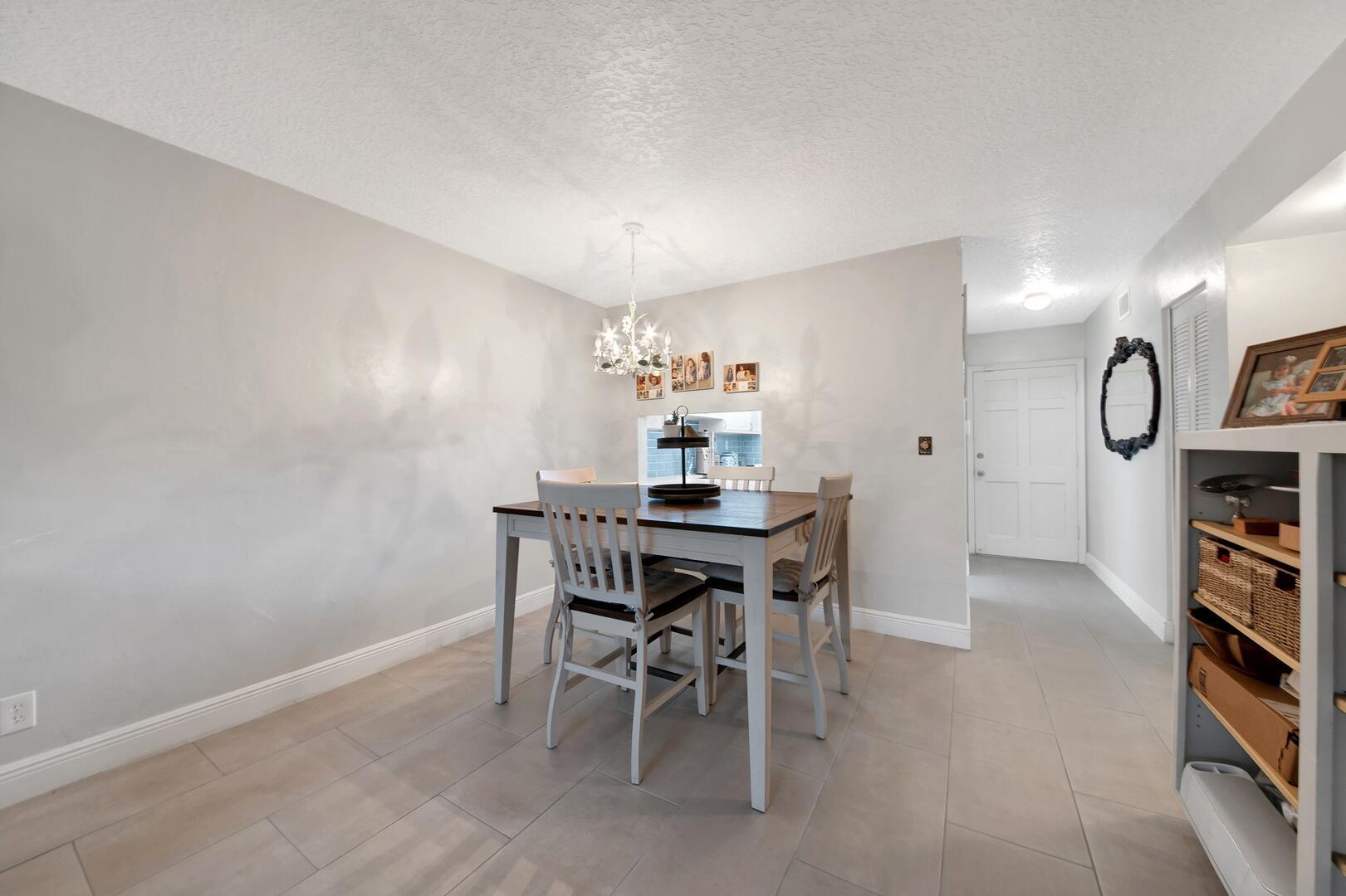 2812 S Garden Drive 109