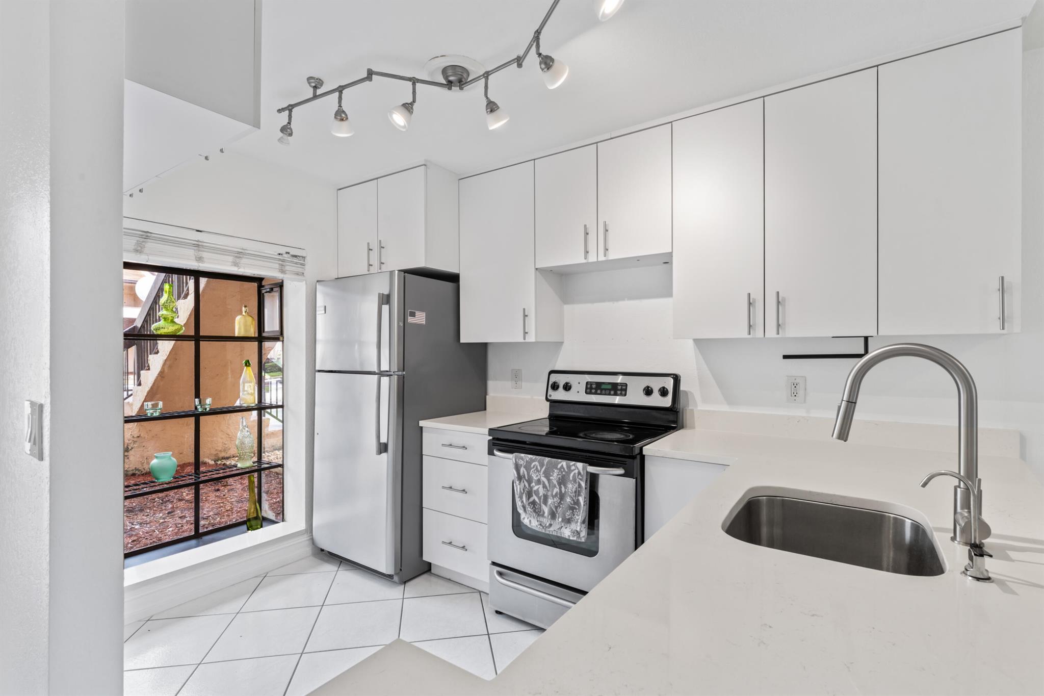 2339 SW 15th Street #27