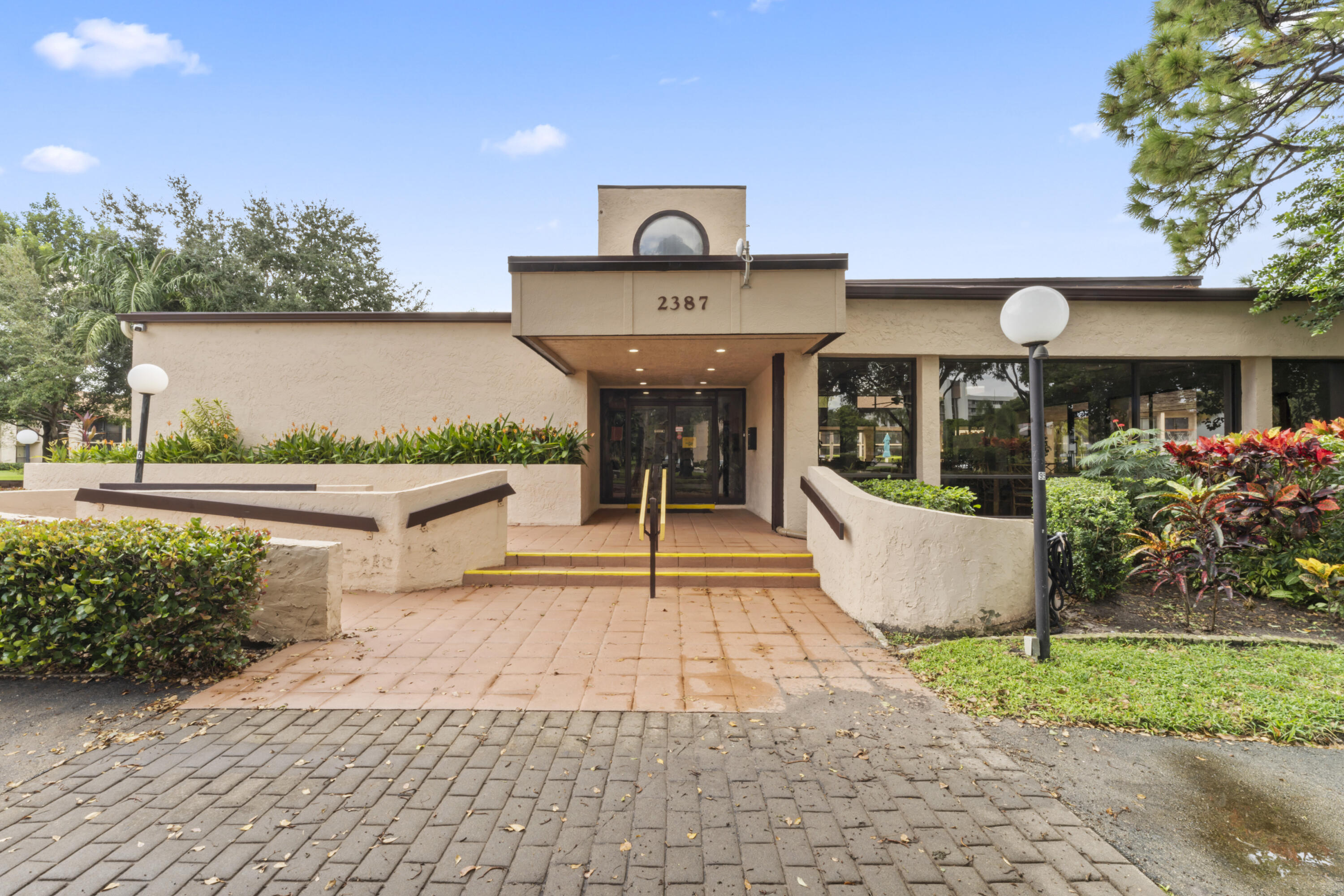 2339 SW 15th Street #27