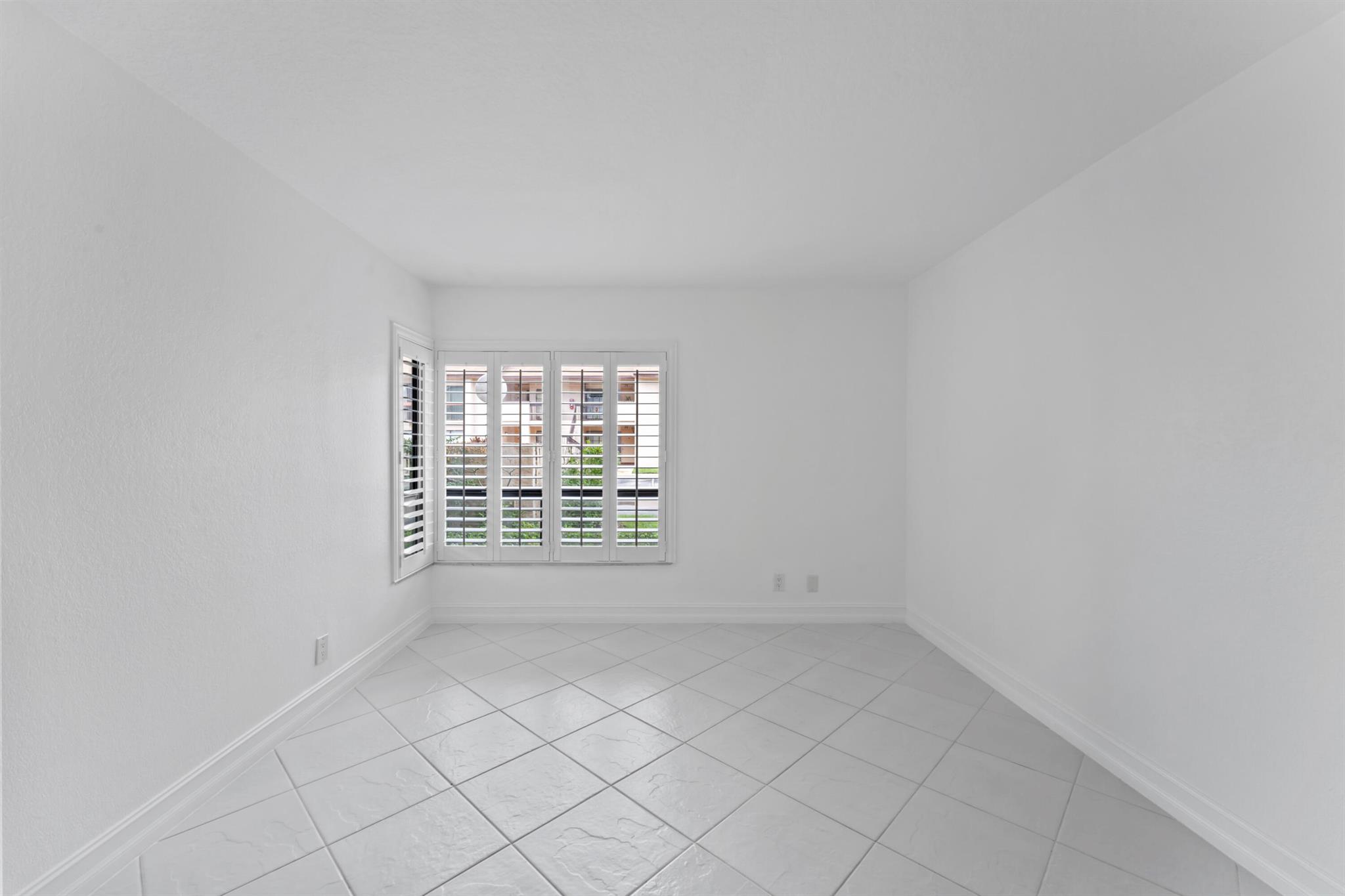 2339 SW 15th Street #27