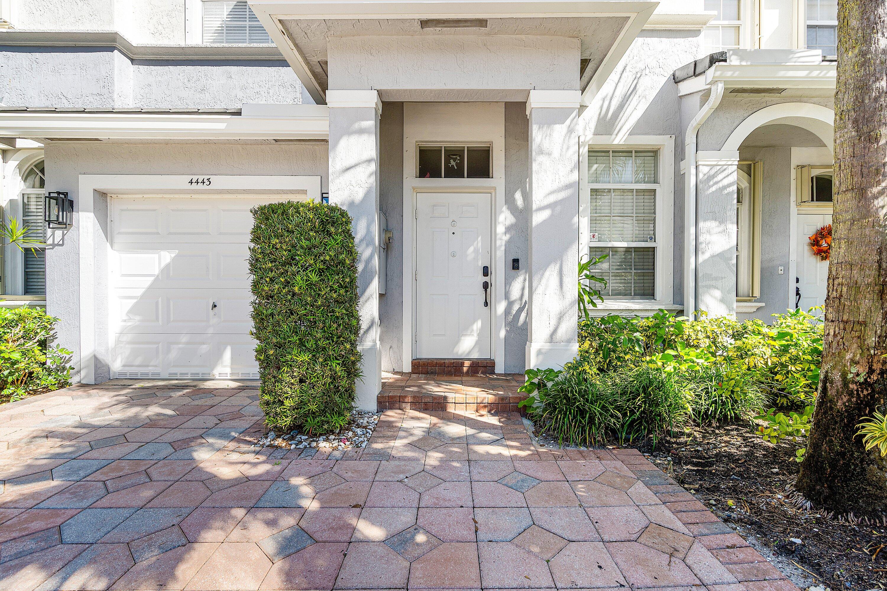 4443 Regal Court