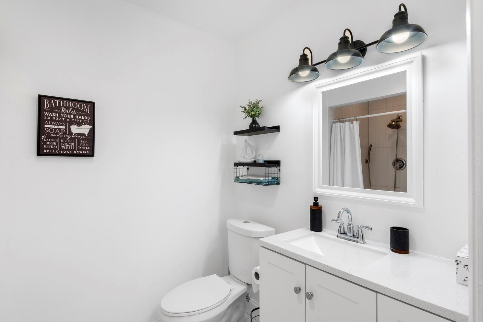 1382 High Point Way NE C