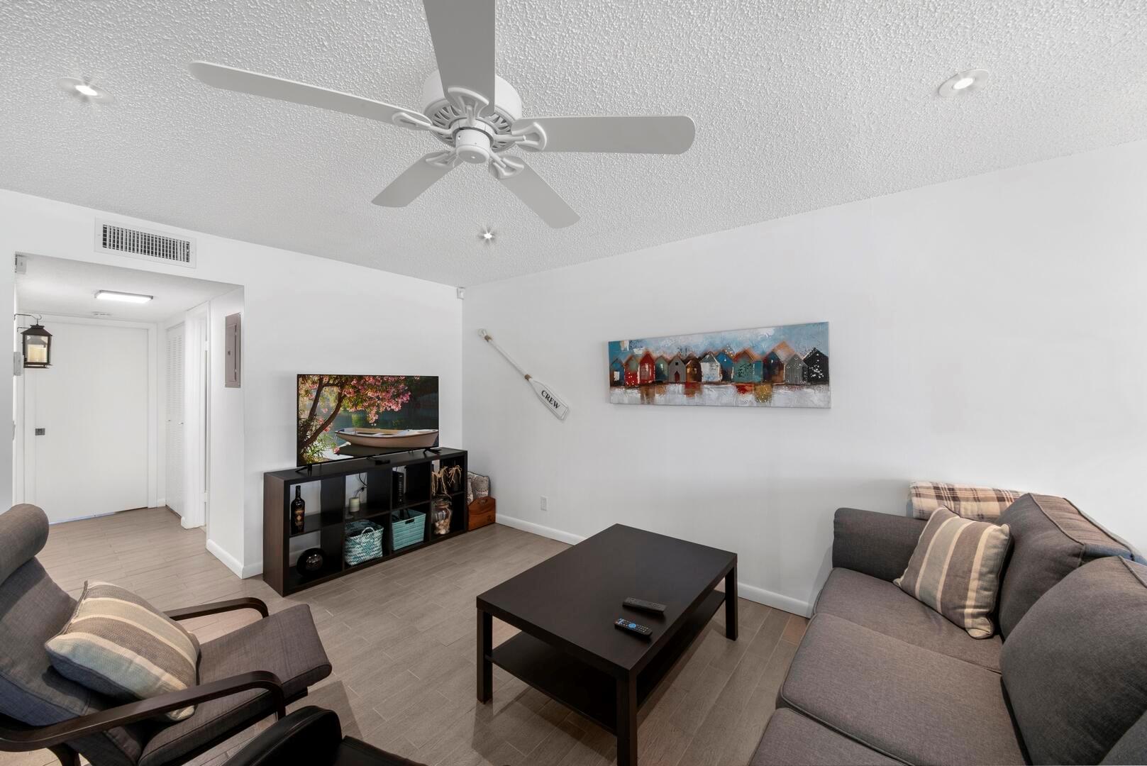 1382 High Point Way NE C