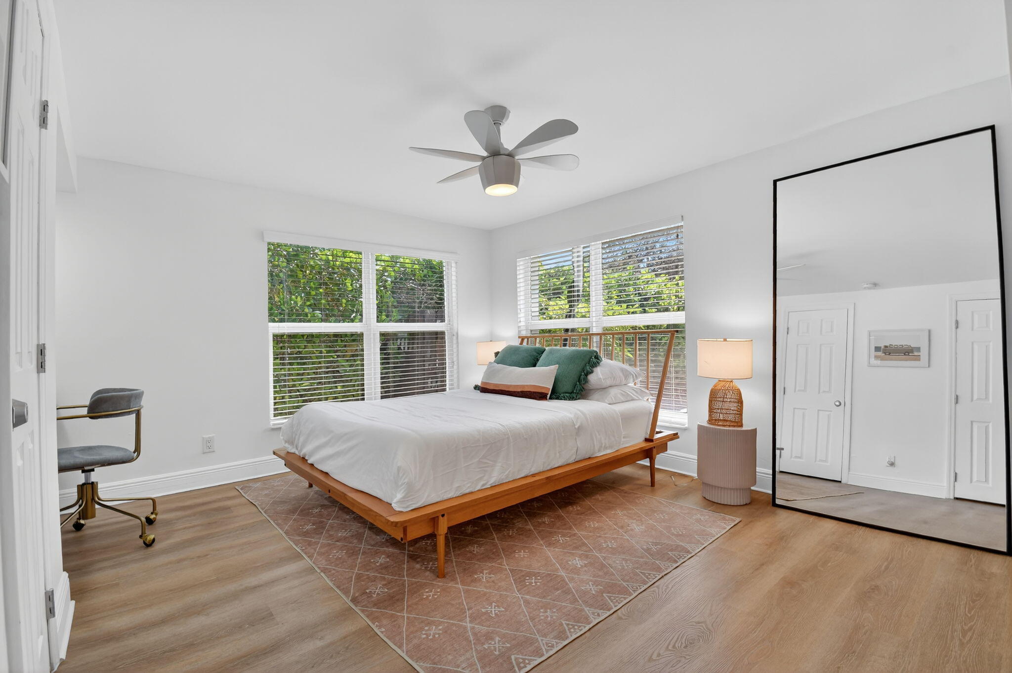 1001 NE 16th Street