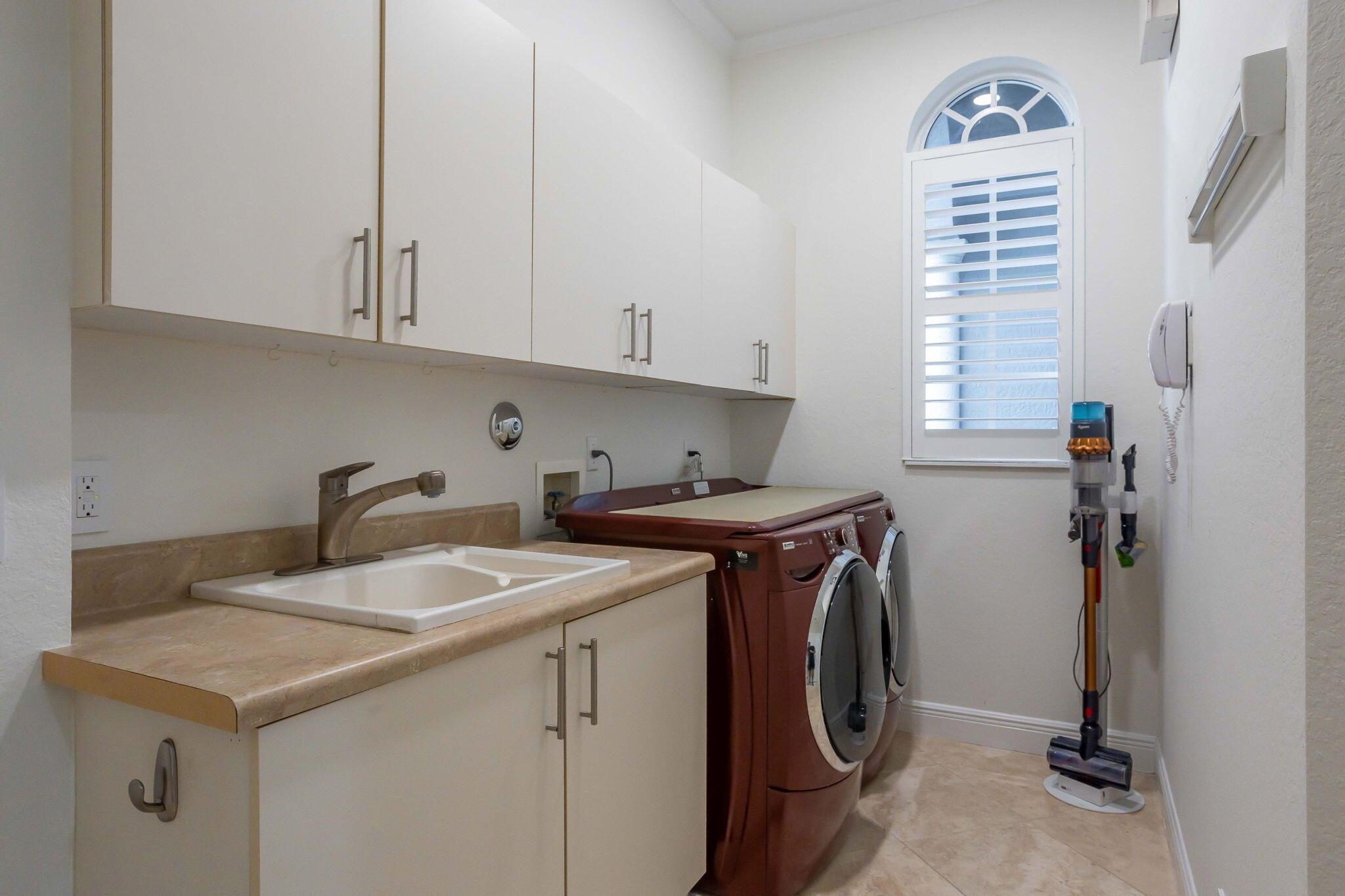 6605 Grande Orchid Way