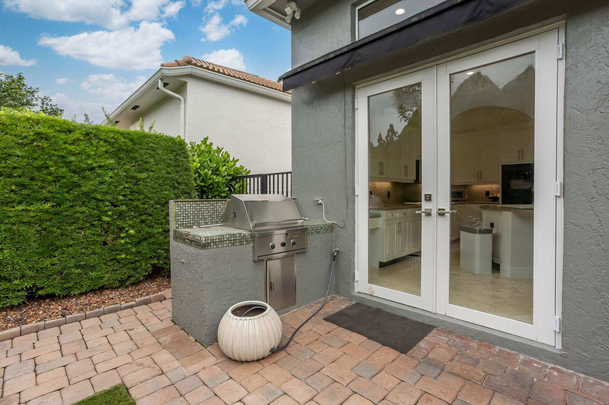 6605 Grande Orchid Way