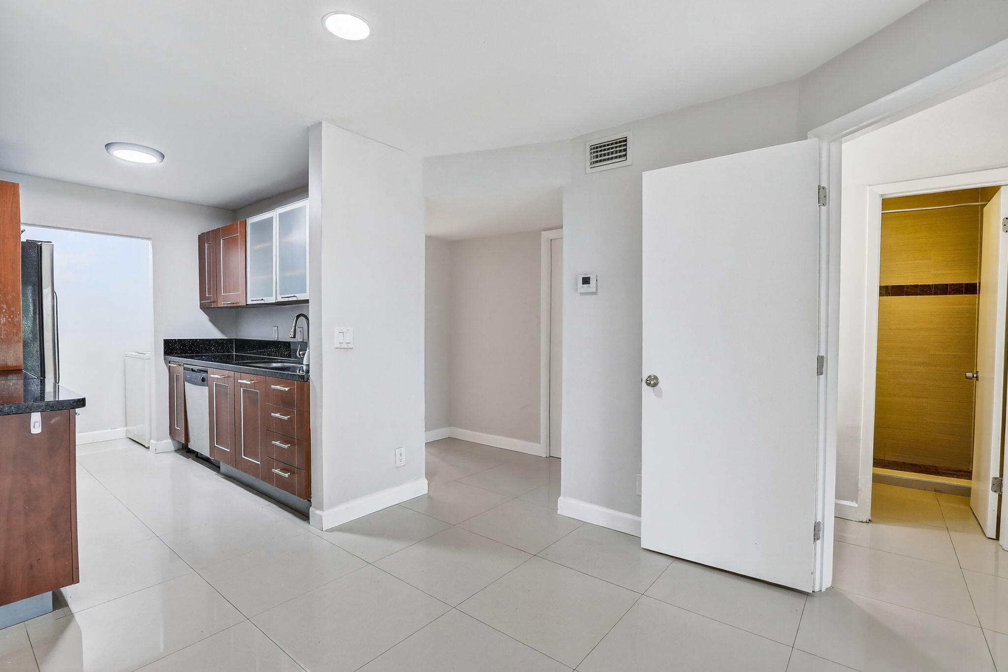 8789 NW 39 Street 8789