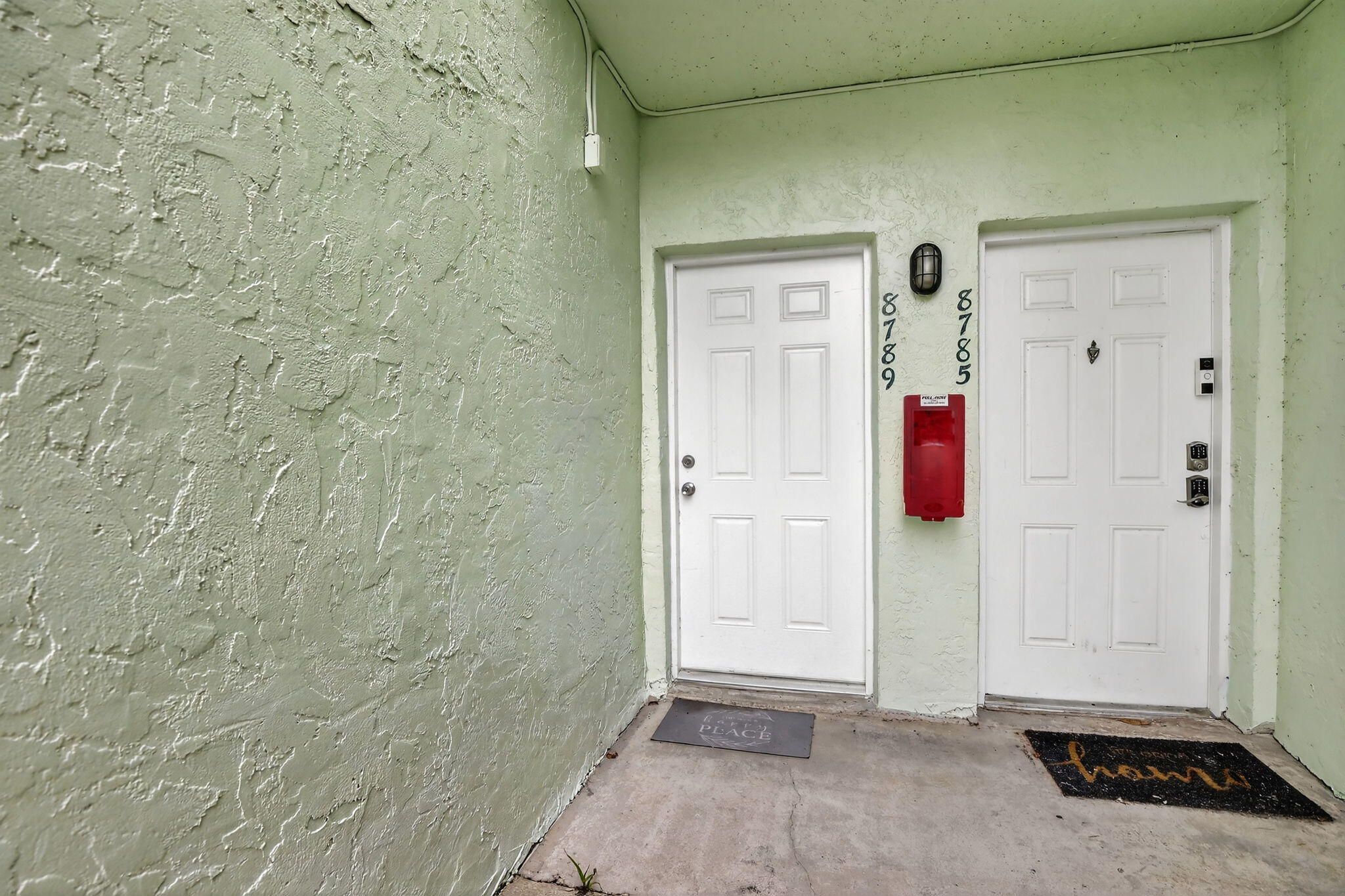 8789 NW 39 Street 8789