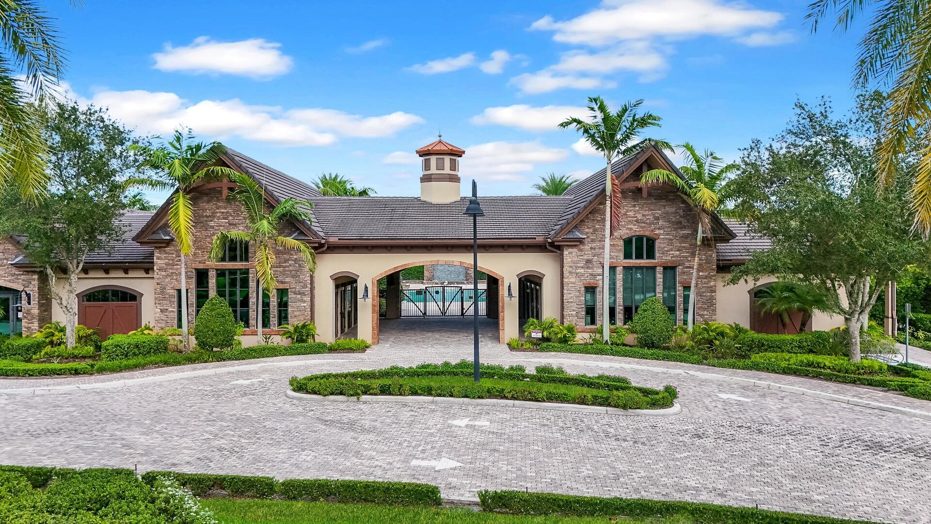 8259 Grand Prix Lane